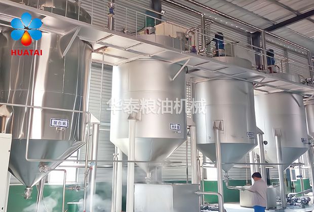 油脂精煉設(shè)備中易油脂返色的工序有哪些？該如何處理？